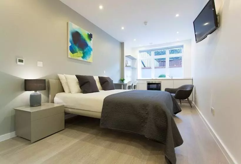 North West 6 Apartments