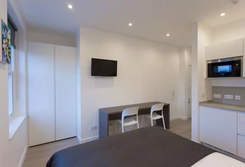 North West 6 Apartments