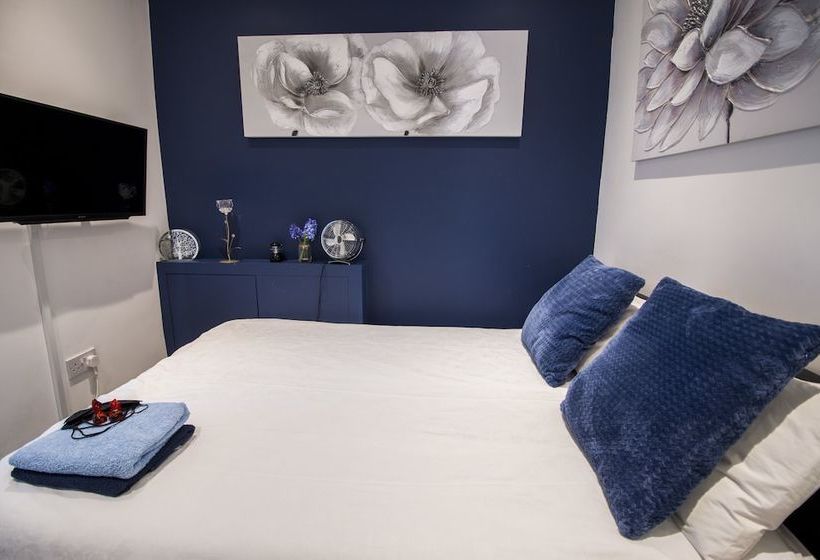 Pension (Hôtel basse catégorie) Beautiful Rooms Near Excel Center