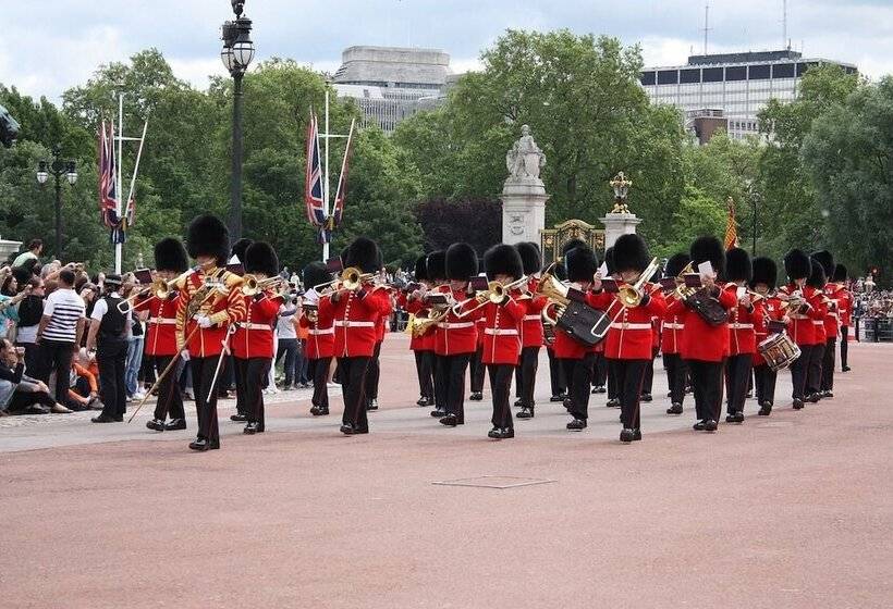 The New Kent Road Apartments