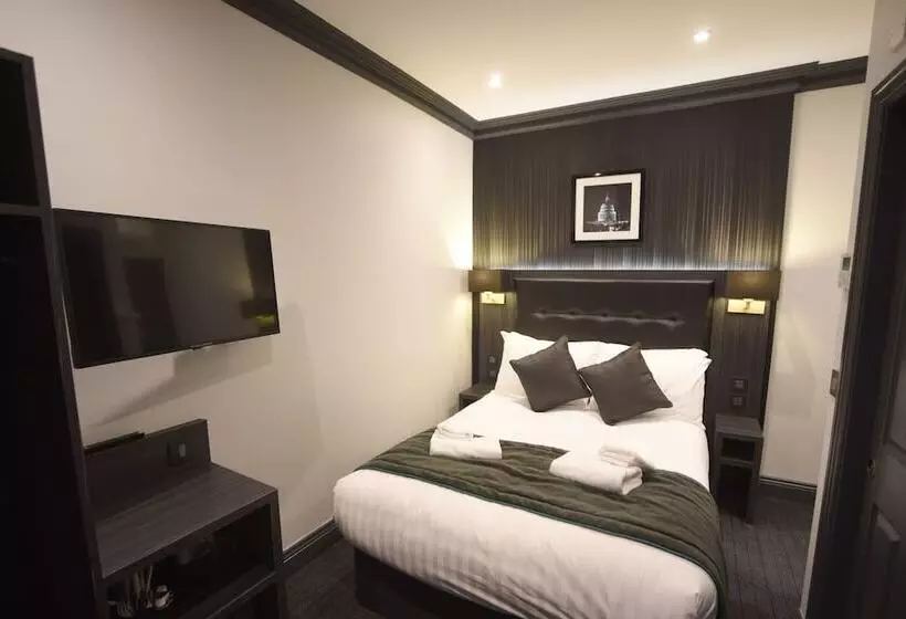 ホテル The Pack And Carriage London