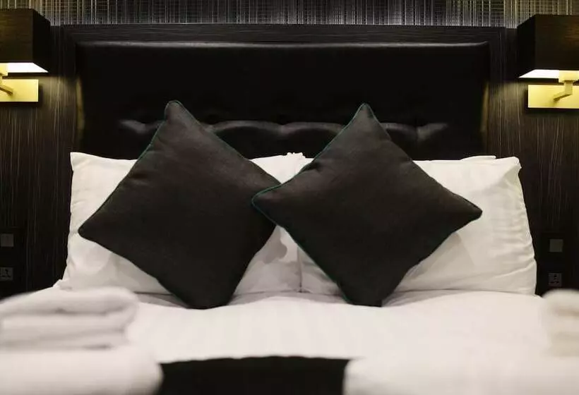 ホテル The Pack And Carriage London