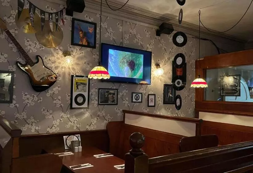 Hotel The White Hart