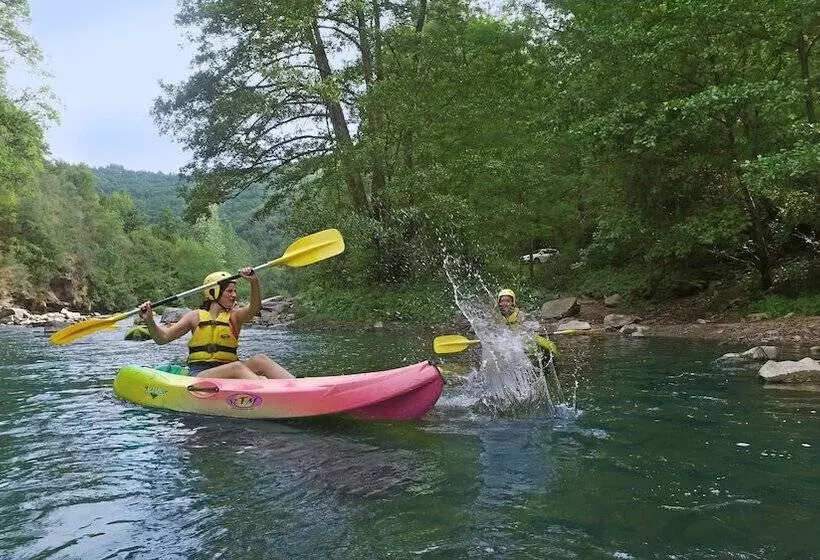 ホテル Vvf Aveyron Najac