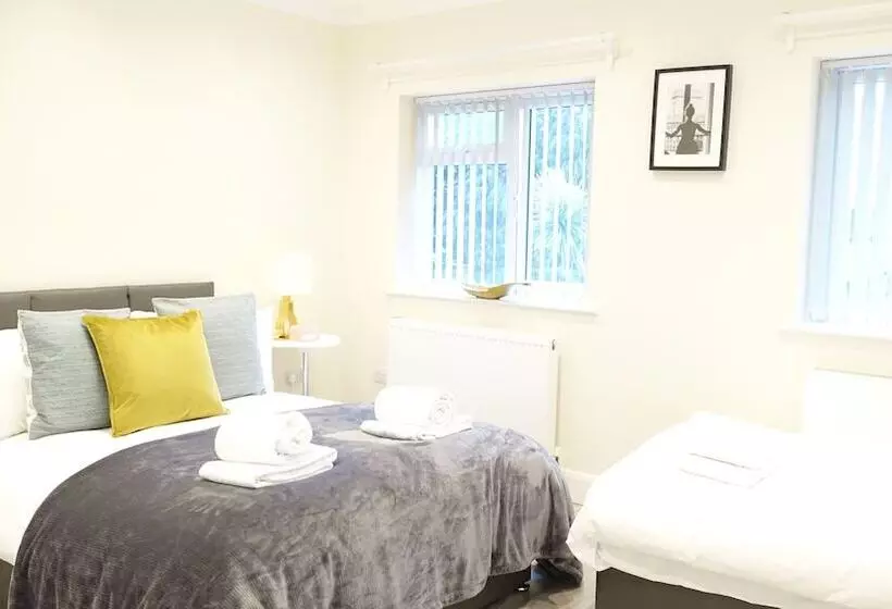 Majatalo The Close Airport