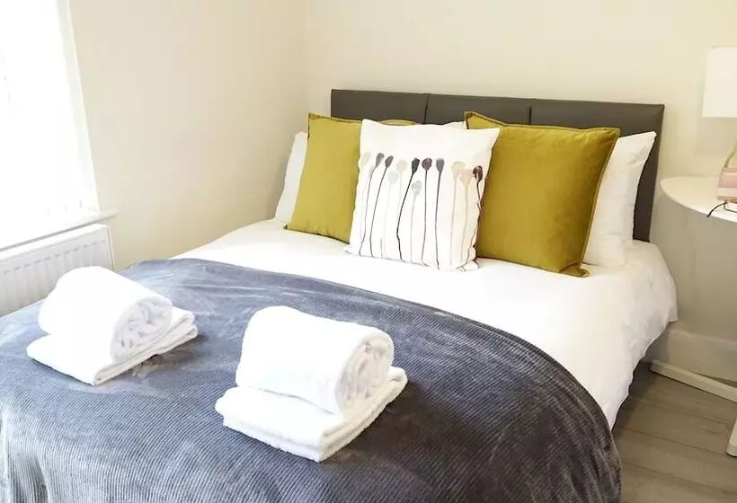 Majatalo The Close Airport