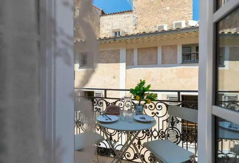 Valbonne Flat
