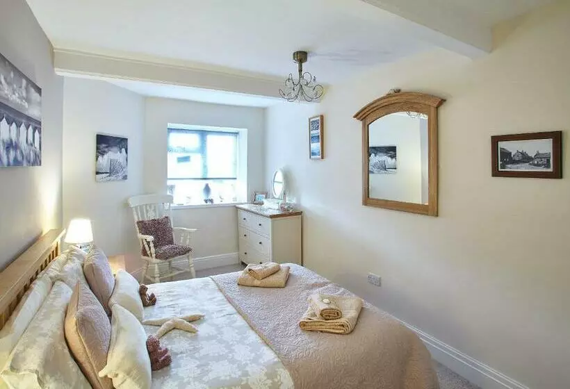 Host & Stay   View Point Apartment