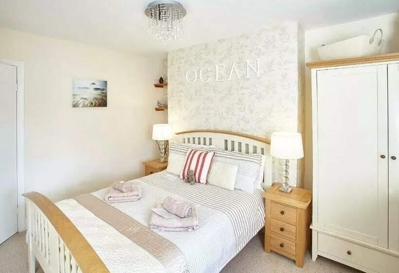 Host & Stay   View Point Apartment