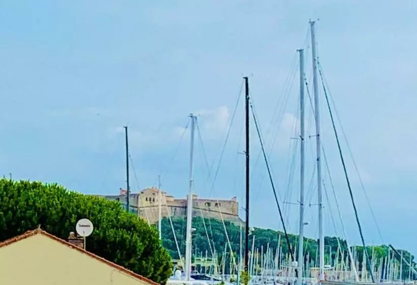 Appartement Tout Neuf Vieil Antibes