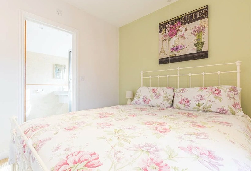 Damerons Farm Cottages