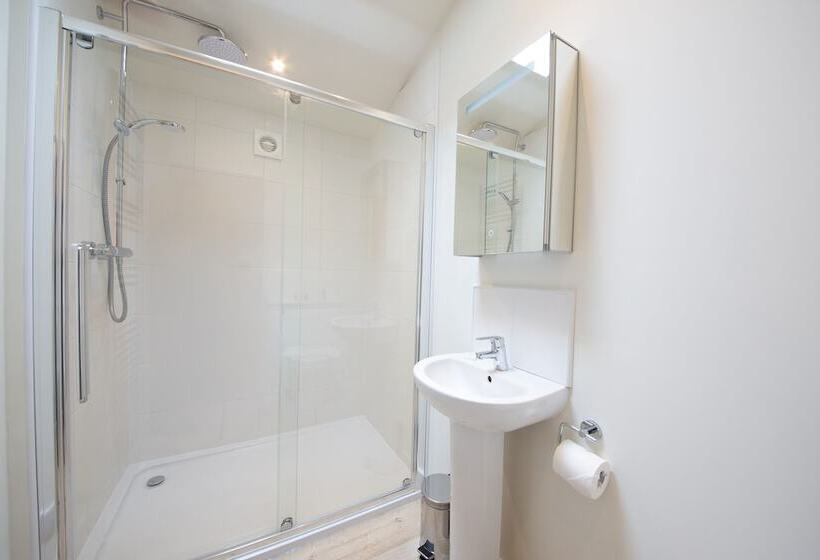 Отель Balloch Park