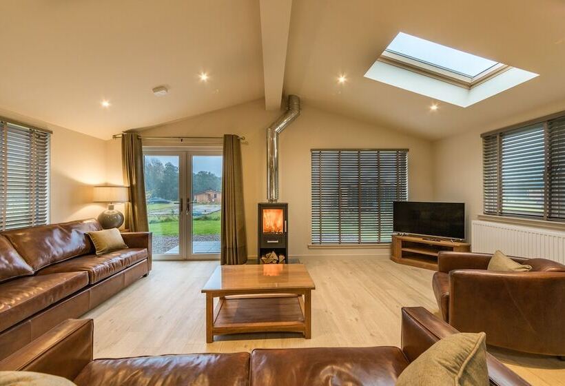 Отель Balloch Park