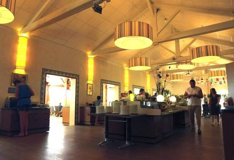 Hotelli Vvf Golfe De Saint Tropez