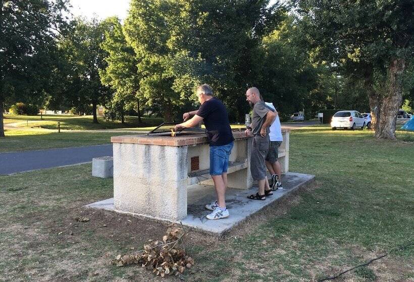 Camping Des Gorges De L Allier