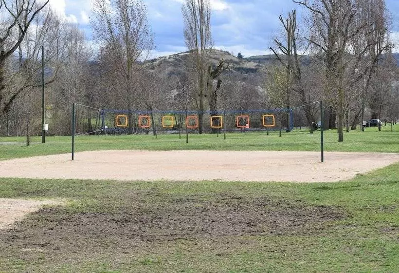 Camping Des Gorges De L Allier