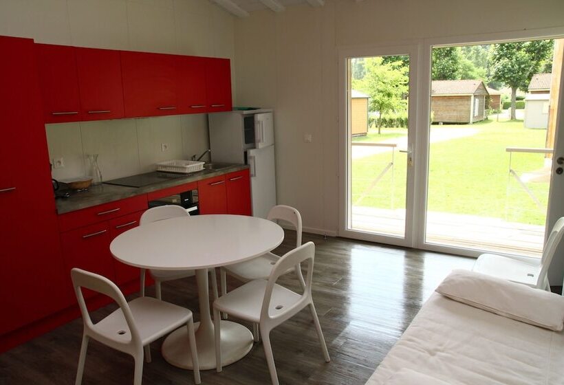 Camping Des Gorges De L Allier