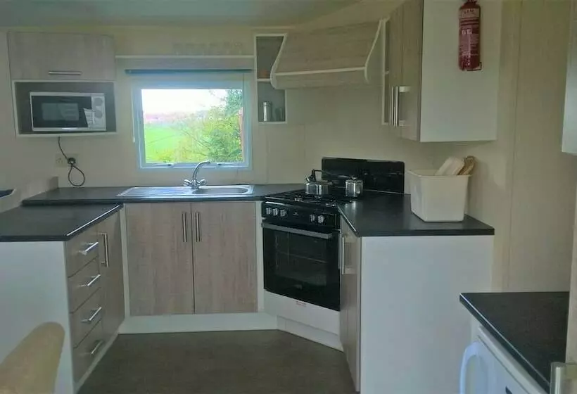 Hotel Axe Vale Caravan Park