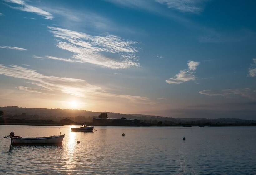 호텔 Axe Vale Caravan Park