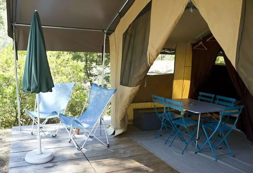 ホテル Huttopia Fontvieille