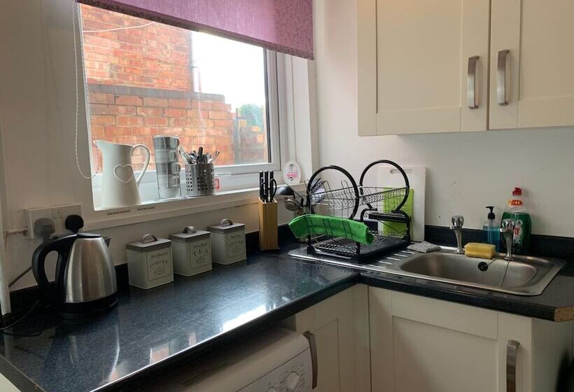 ペンション Fuller Rooms