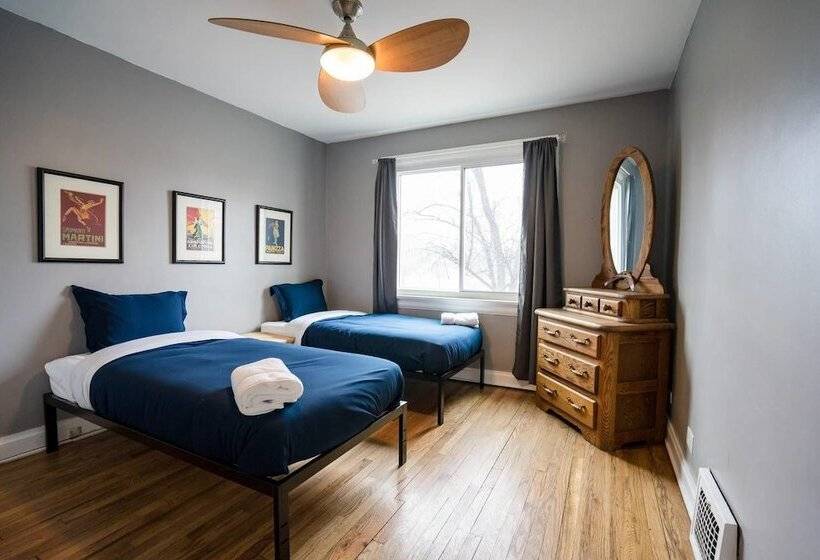 The City Park Cottage With Home Theater