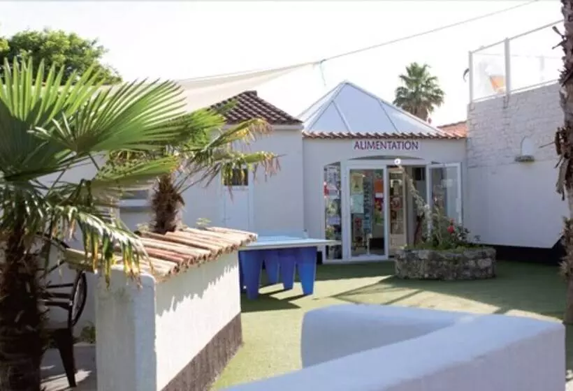 Hotelli Camping Le Suroit