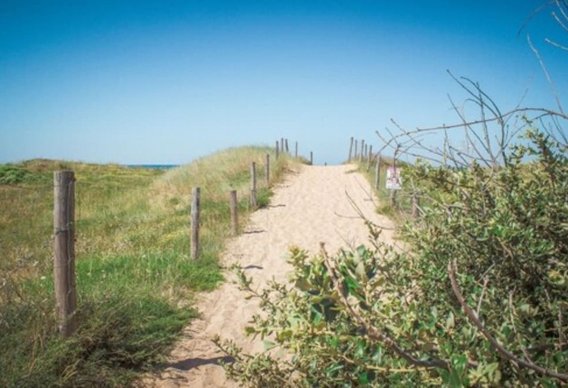 בית מלון כפרי Camping Le Suroit