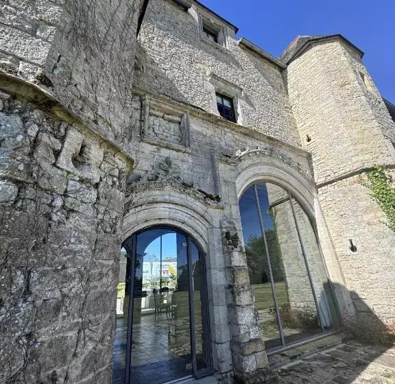 Aamiaismajoitus (B&B) Manoir Du Quesnay