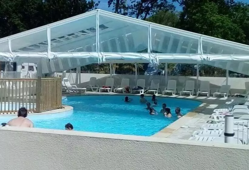 Hotelli Camping La Cailletiere   Coco Sweet