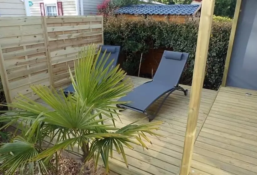 Hotelli Camping La Cailletiere   Coco Sweet