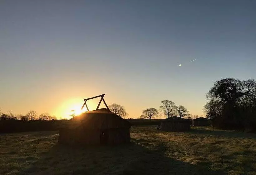 Hotel Grey Willow Yurts