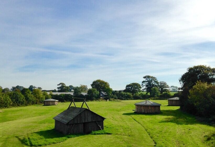 Hotel Grey Willow Yurts