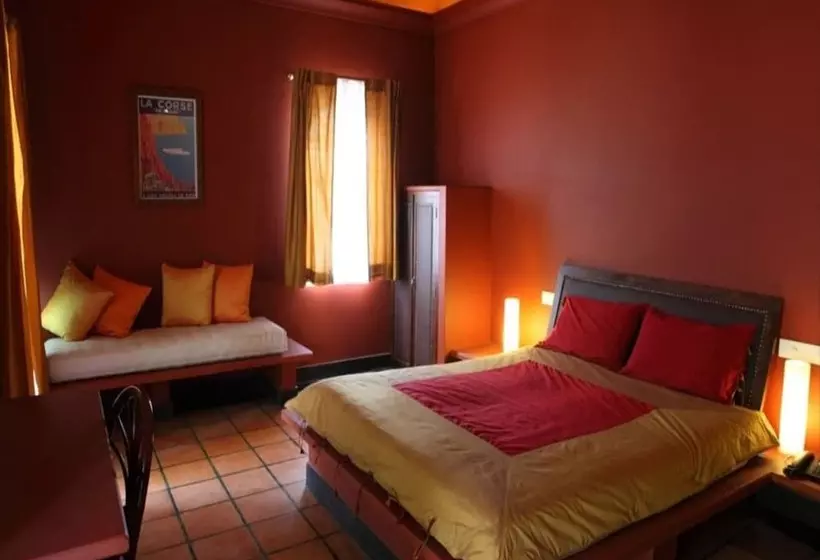 هتل Mango Hill Pondicherry