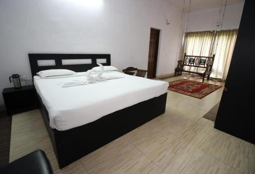 Hotel Mount  N  Mist