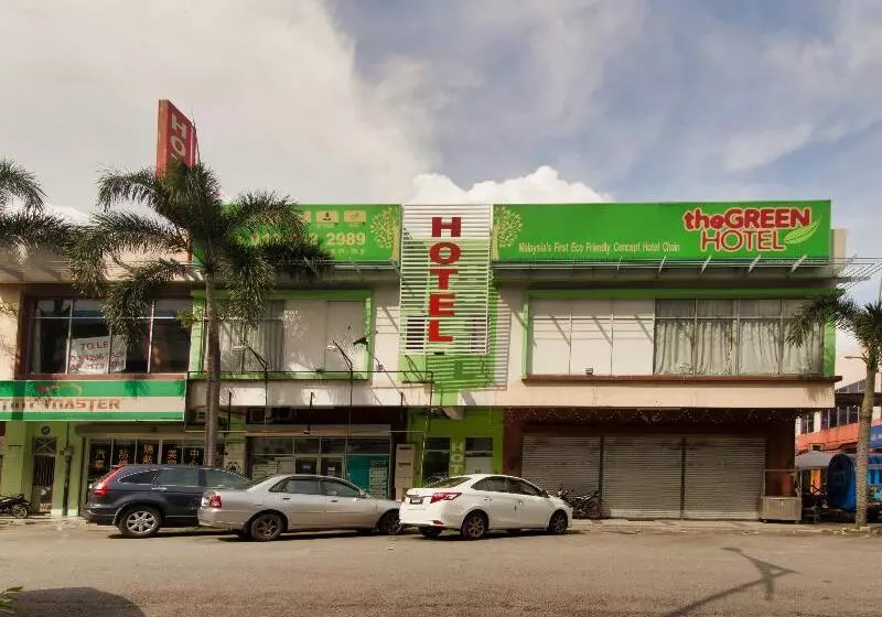 The Green Hotel By Oyo Rooms
