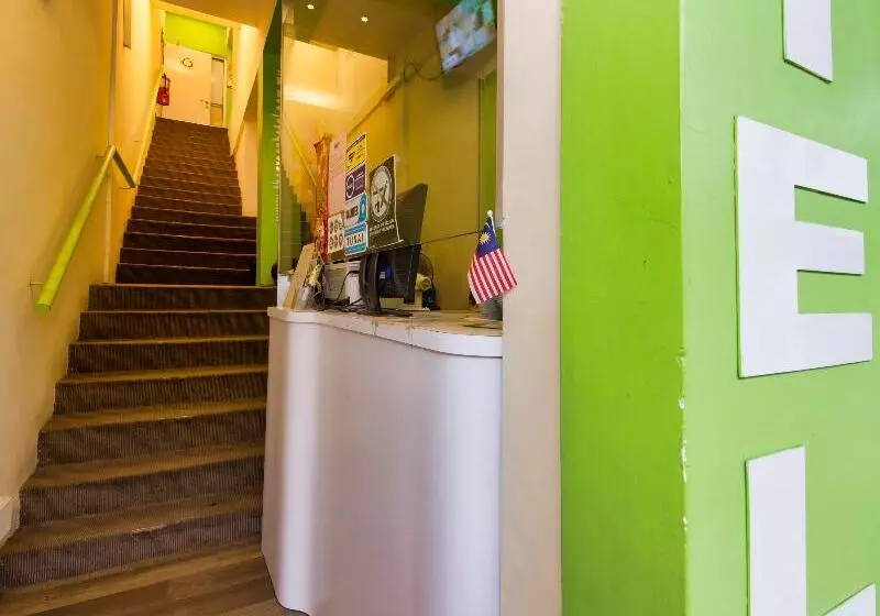 The Green Hotel By Oyo Rooms