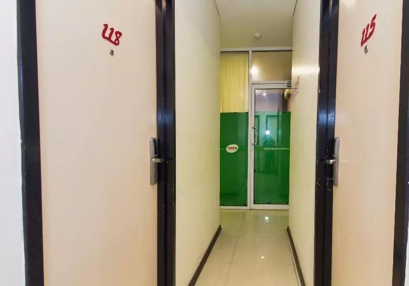 The Green Hotel By Oyo Rooms