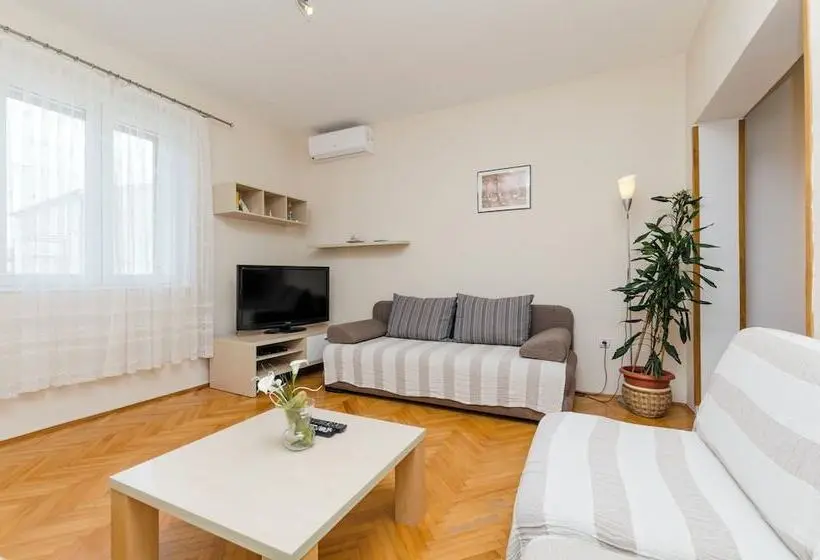 Apartment Antonija