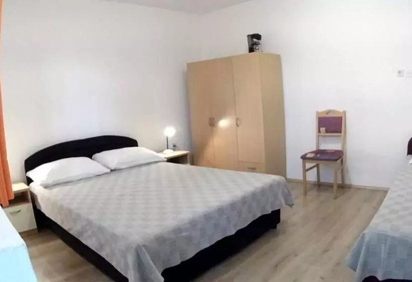 Apartment Milivoj
