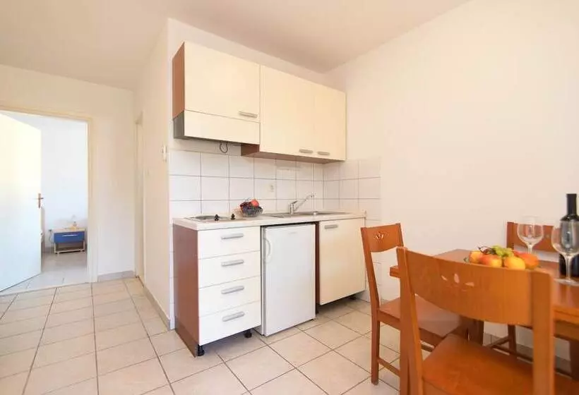 Apartments Ana