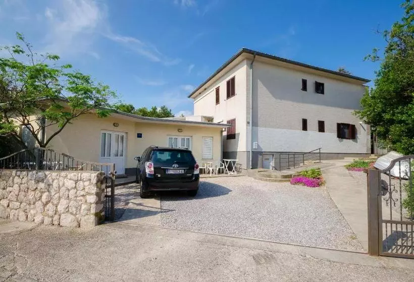 Apartments Branimir