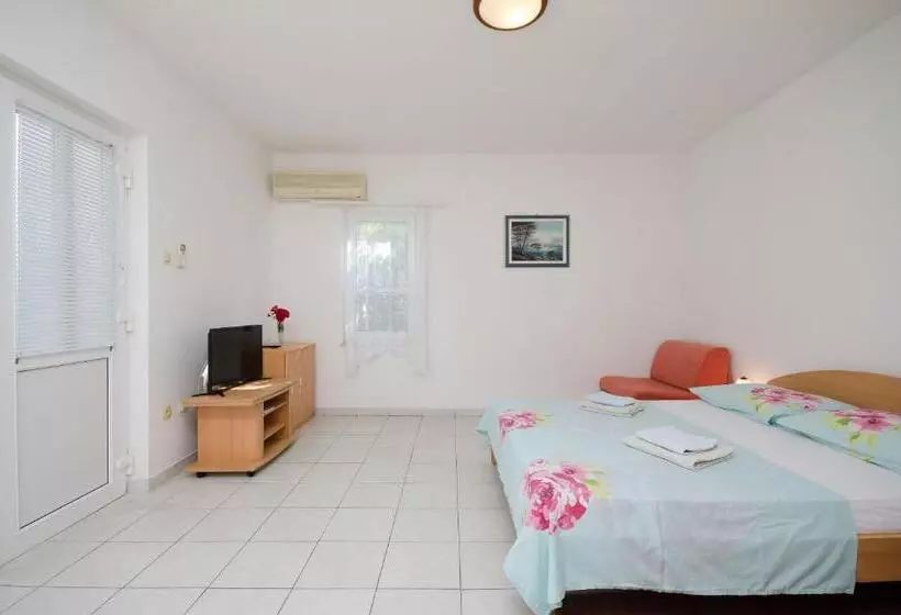 Apartments Branimir