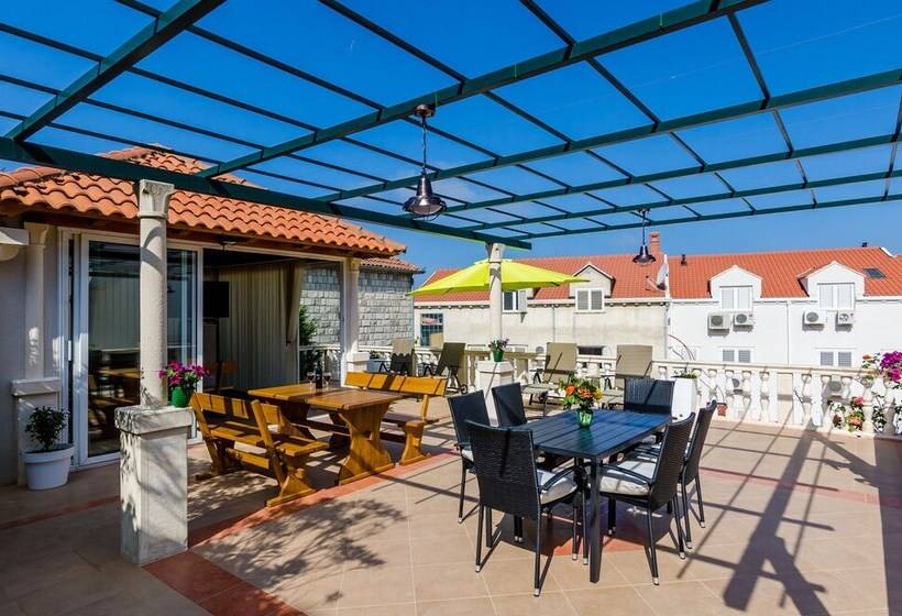 Apartments Orange Tree