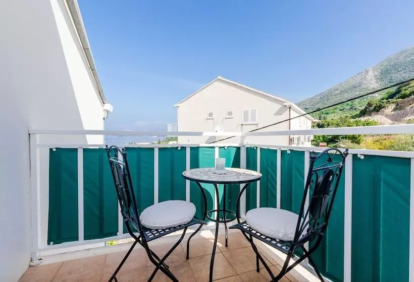 Apartments Orange Tree