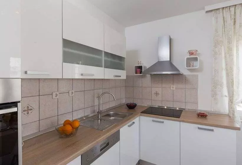 Apartments Orange Tree