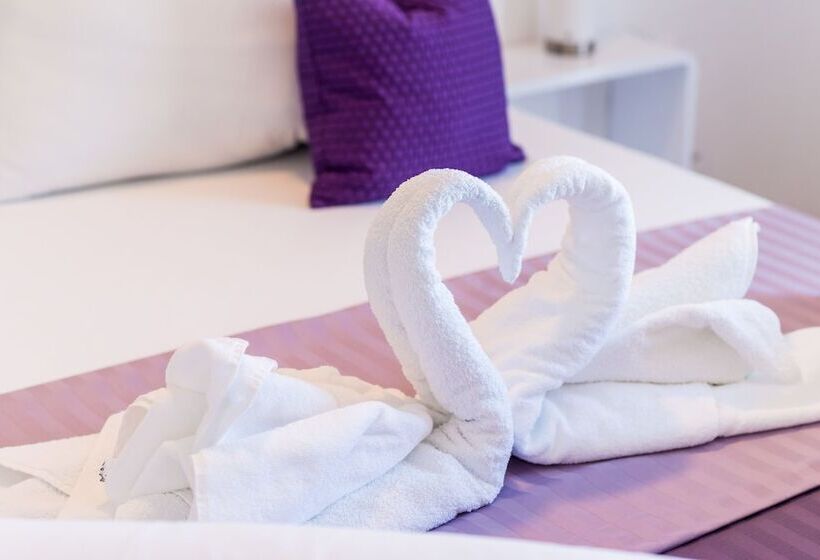 Apartments Orange Tree