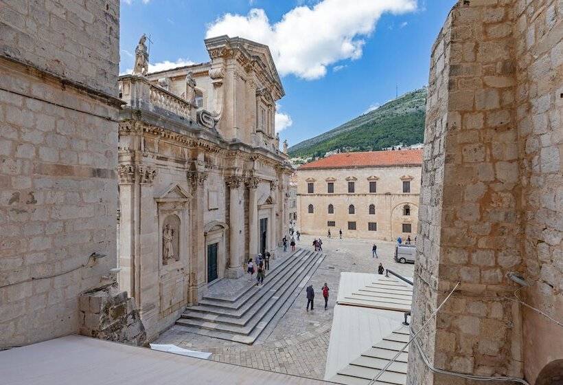 Apartments Cathedral