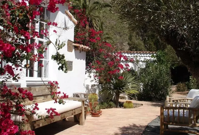 Casa Rural Palomar   Men Only