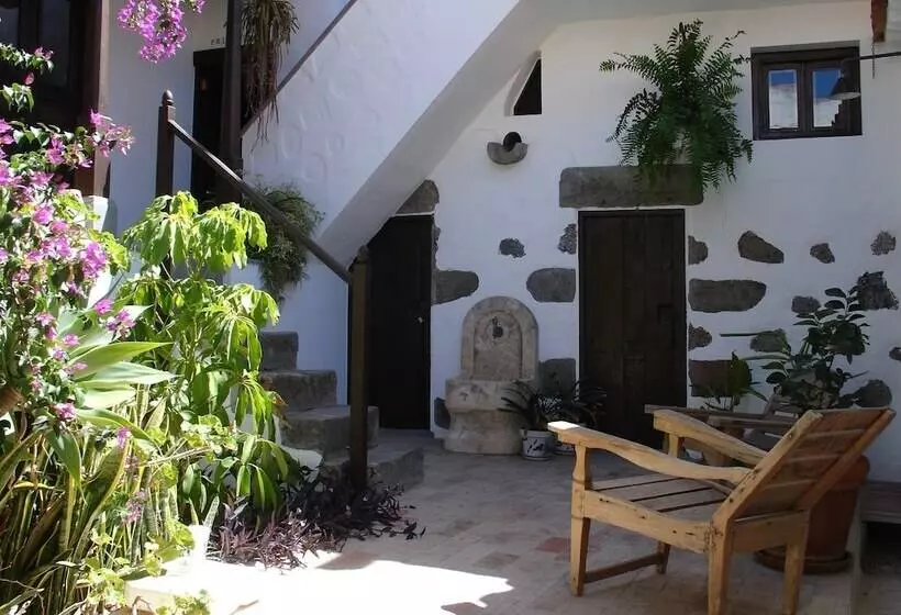 Casa Rural Palomar   Men Only